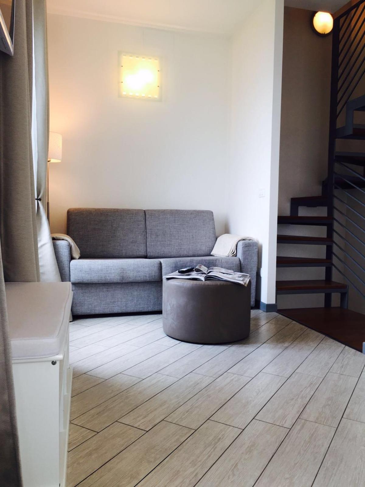 Апартаменти Residenza Le Camelie Оджеббіо Екстер'єр фото
